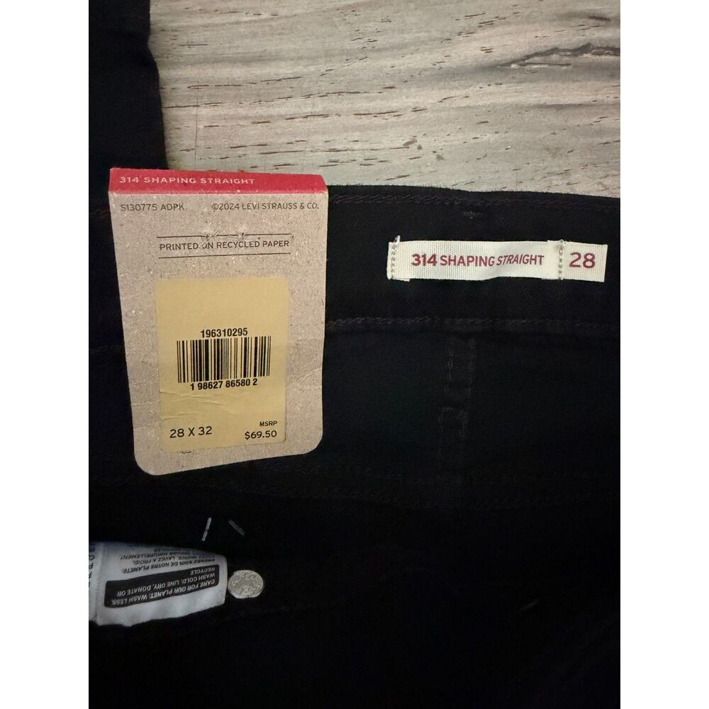 Levi's 314 Shaping Straight Black Jeans 28x32 - Picture 3 of 5